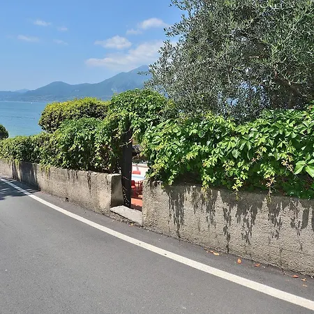 Watercolor Loft * トッリ・デル・ベーナコ